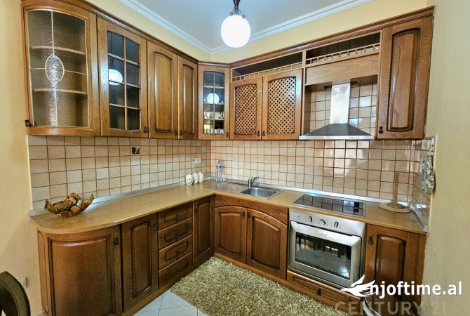 Shtepi me qera 1+1 ne Tirane - 450 Euro