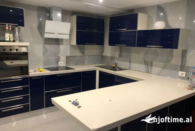 Shtepi me qera 3+1 ne Tirane - 1,500 Euro