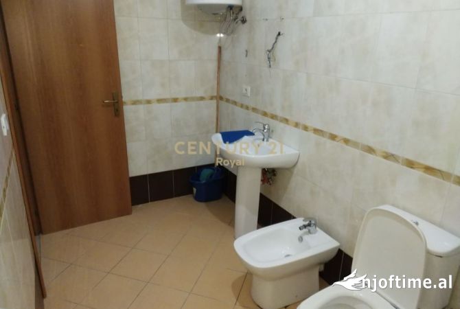 Apartment for rent in Tirana 2+1, In Part