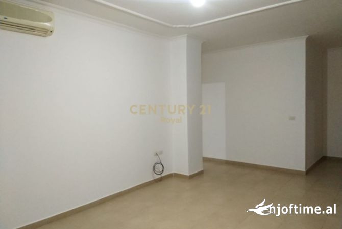 Shtepi me qera 2+1 ne Tirane - 500 Euro