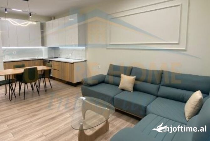 Shtepi me qera 2+1 ne Tirane - 700 Euro