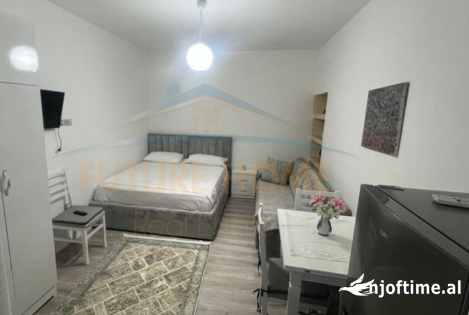 Shtepi me qera Garsoniere ne Tirane - 450 Euro