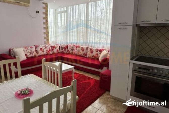 Shtepi me qera 2+1 ne Tirane - 600 Euro
