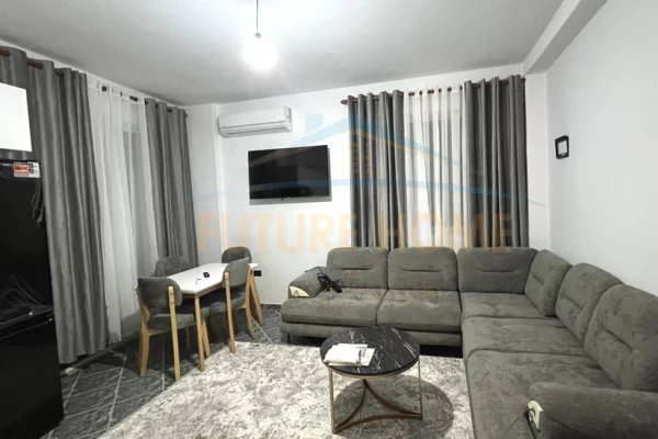 Shtepi me qera 2+1 ne Tirane - 500 Euro