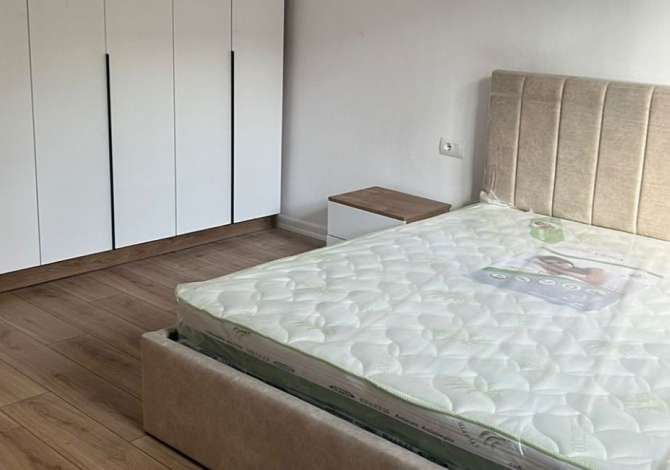 Shtepi me qera Apartament ne Tirane, 1+1, Mobilimi E mobiluar, Pagesa 40,000  Leke.