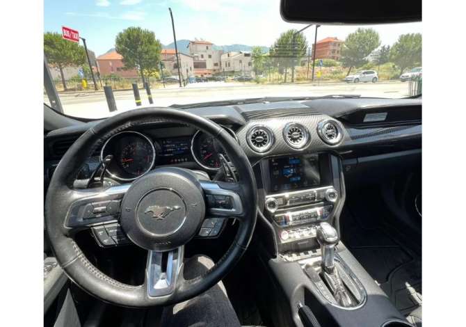 Makine Me Qera Cabrio duke nisur nga 260 euro dita,Tirane