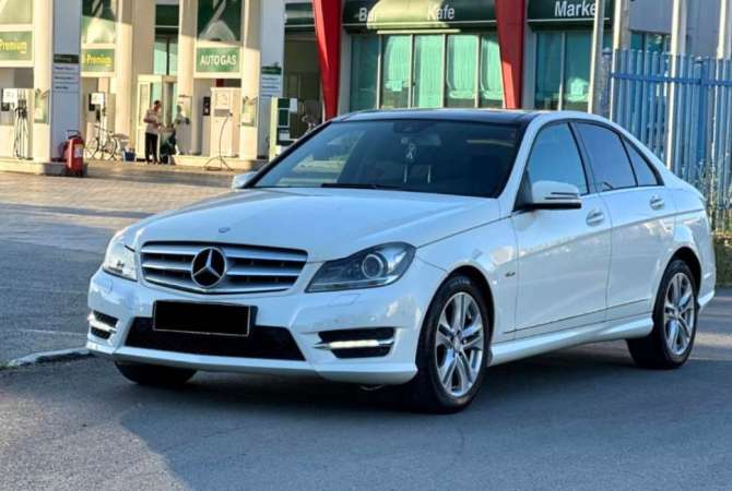 Noleggio Auto  a Tirana - 55 Euro