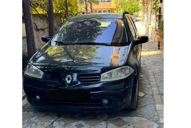 Makina ne shitje ne Berat - 1,300 Euro
