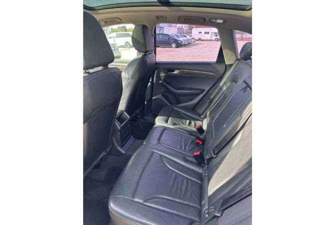 Makina me qera  ne Tirane - 50 Euro