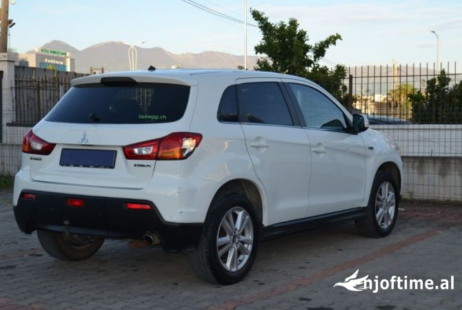 Makina me qera mitsubishi asx duke nisur nga 35 euro dita 