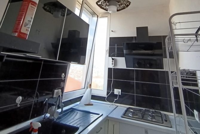Shtepi me qera 2+1 ne Tirane - 400 Euro