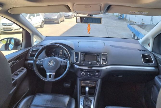 Makina me Qera – Volkswagen Sharan 2014