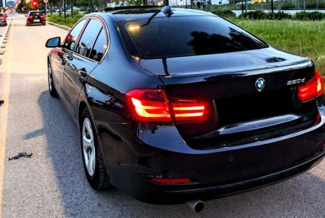 💥OFERTE 💥Jepet Makine me qera BMW Seria 3 , duke nisur nga 40 euro dita.