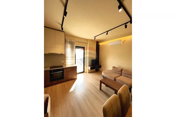 Shtepi me qera 1+1 ne Tirane - 850 Euro