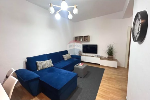 Shtepi me qera 1+1 ne Tirane - 650 Euro