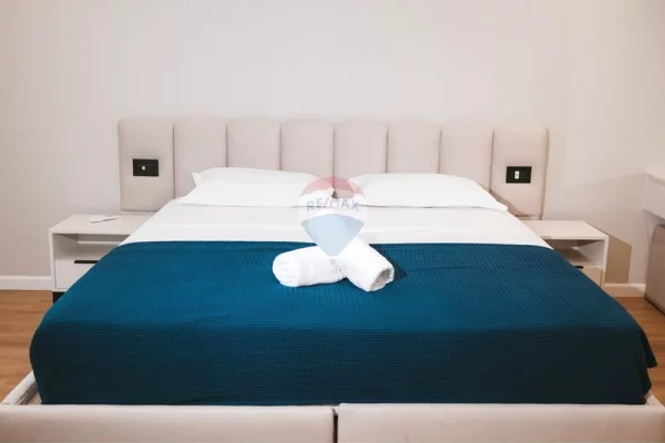 Shtepi me qera Garsoniere ne Tirane - 110,000 Leke