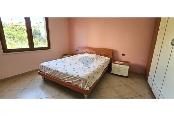 Shtepi me qera 2+1 ne Tirane - 450 Euro