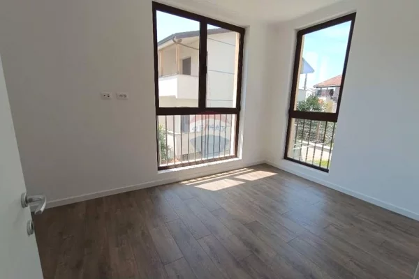 Shtepi me qera Vila Luksoze ne Tirane, 7+1, Mobilimi Bosh, pa mobiluar, Pagesa 3,000  Euro.