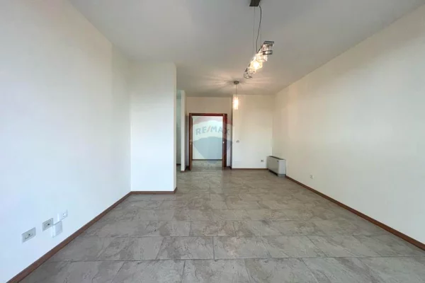 Ambient biznesi me qera 1+1 ne Tirane - 1,200 Euro