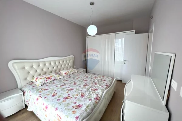 Shtepi me qera Apartament ne Tirane, 1+1, Mobilimi E mobiluar, Pagesa 500  Euro.