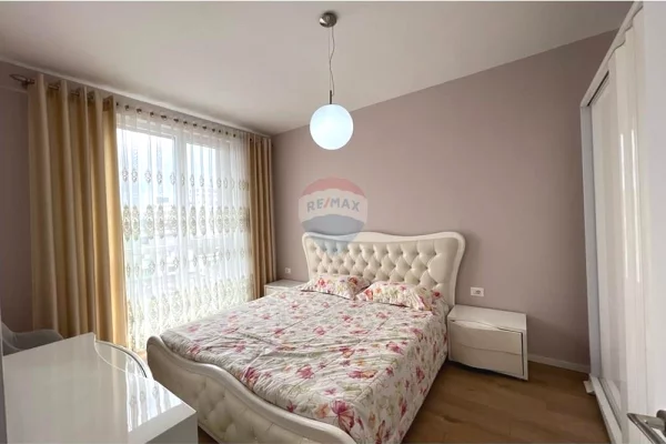 Shtepi me qera Apartament ne Tirane, 1+1, Mobilimi E mobiluar, Pagesa 500  Euro.