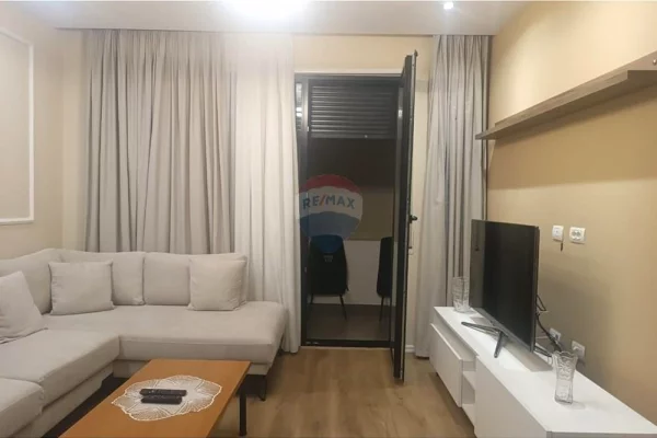 Shtepi me qera 2+1 ne Tirane - 700 Euro