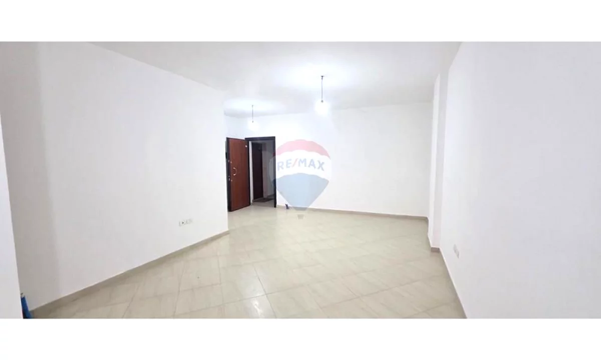 Apartment for sale in Tirana 1+1, Emty