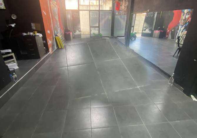 Ambient biznesi me qera 1+1 ne Tirane - 40,000 Leke