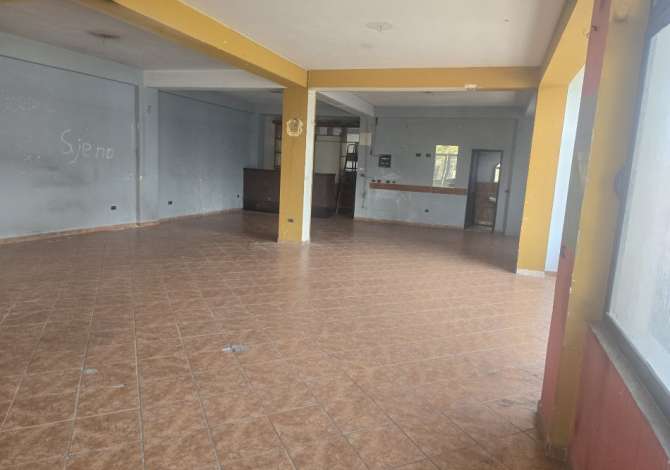 Tirane, jepet me qera dyqan Kati 1, 175 m2 1.000 Euro (Rruga Gjerg Balsha Njesia Administrative Nr 11)