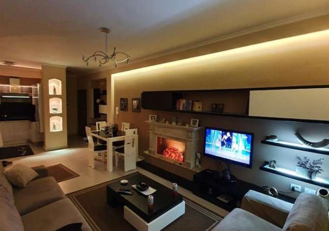 Shtepi ne shitje 2+1 ne Tirane - 180,000 Euro