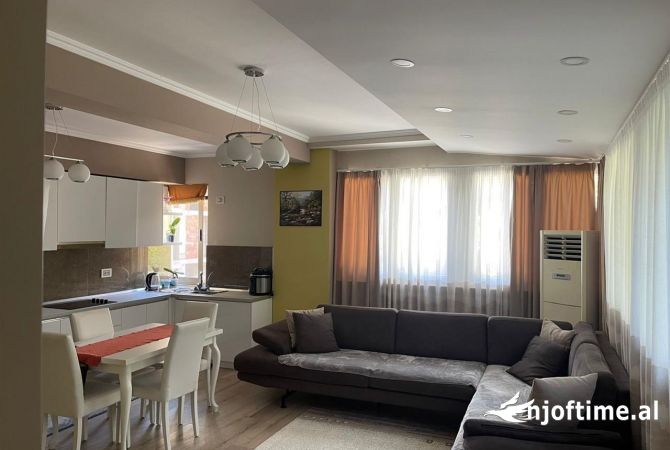 Shtepi ne shitje 3+1 ne Tirane - 220,000 Euro