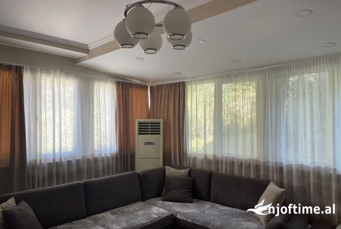 Shtepi ne shitje 3+1 ne Tirane - 220,000 Euro