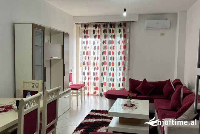 Shtepi me qera 2+1 ne Tirane - 600 Euro
