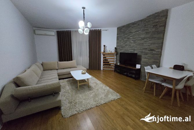 Shtepi me qera 1+1 ne Tirane - 600 Euro