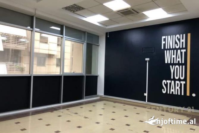 Ambient biznesi me qera 3+1 ne Tirane - 900 Euro