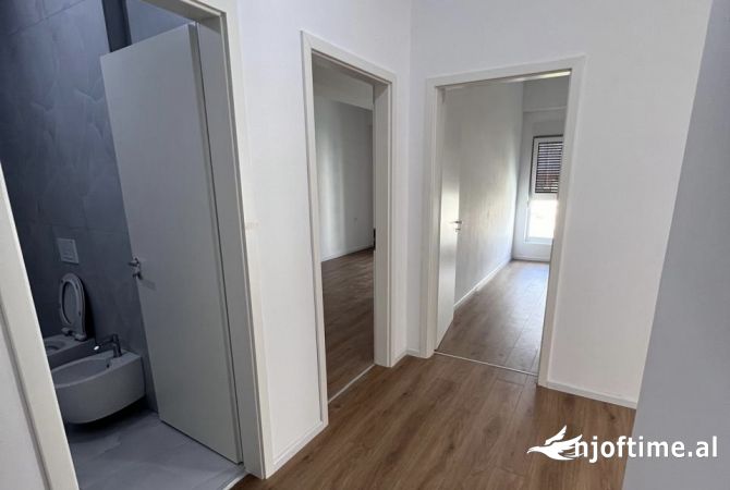 Shtepi ne shitje 2+1 ne Tirane - 135,000 Euro