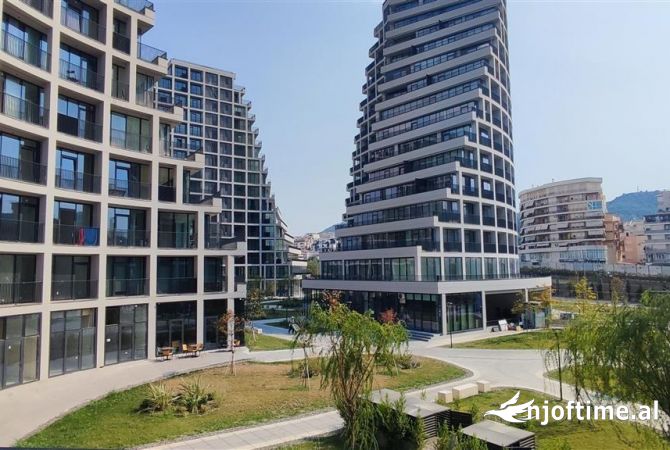Ambient biznesi me qera 3+1 ne Tirane - 1,200 Euro