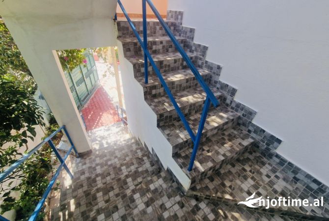 Shtepi ne shitje 7+1 ne Durres - 210,000 Euro