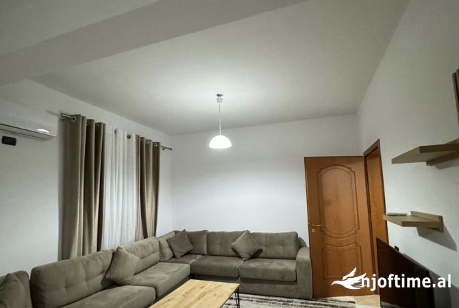 Shtepi me qera 1+1 ne Tirane - 500 Euro