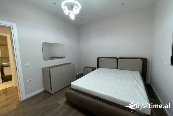 Shtepi me qera Apartament ne Tirane, 1+1, Mobilimi E mobiluar, Pagesa 700  Euro.