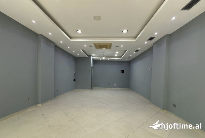 Ambient biznesi ne shitje 1+1 ne Tirane - 142,500 Euro