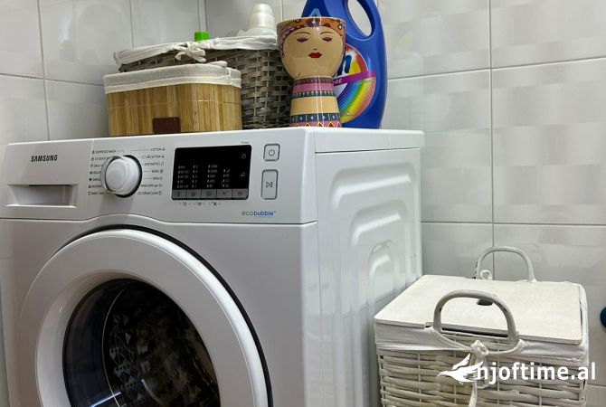 Shtepi me qera Apartament ne Tirane, 2+1, Mobilimi E mobiluar, Pagesa 500  Euro.