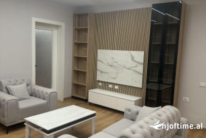 Shtepi ne shitje 2+1 ne Tirane - 180,000 Euro
