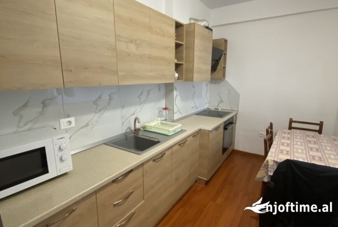 Shtepi me qera 1+1 ne Tirane - 500 Euro