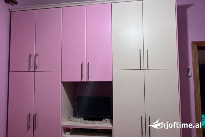 Shtepi me qera 2+1 ne Tirane - 50,000 Leke