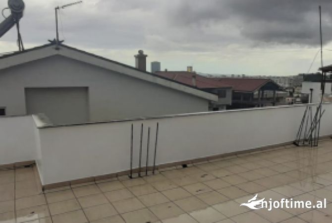 Shtepi ne shitje 6+1 ne Tirane - 440,000 Euro