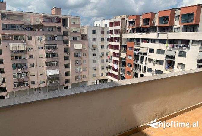 Shtepi ne shitje Apartament ne Tirane, 2+1, Mobilimi E mobiluar, Pagesa 205,000  Euro.