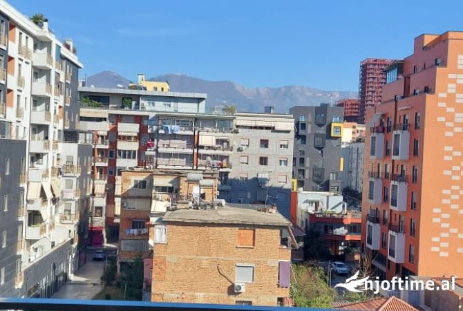 Shtepi me qera Apartament ne Tirane, 2+1, Mobilimi E mobiluar, Pagesa 700  Euro.