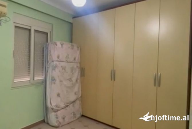 Shtepi me qera 2+1 ne Tirane - 65,000 Leke