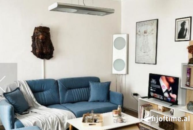 Shtepi me qera 1+1 ne Tirane - 60,000 Leke